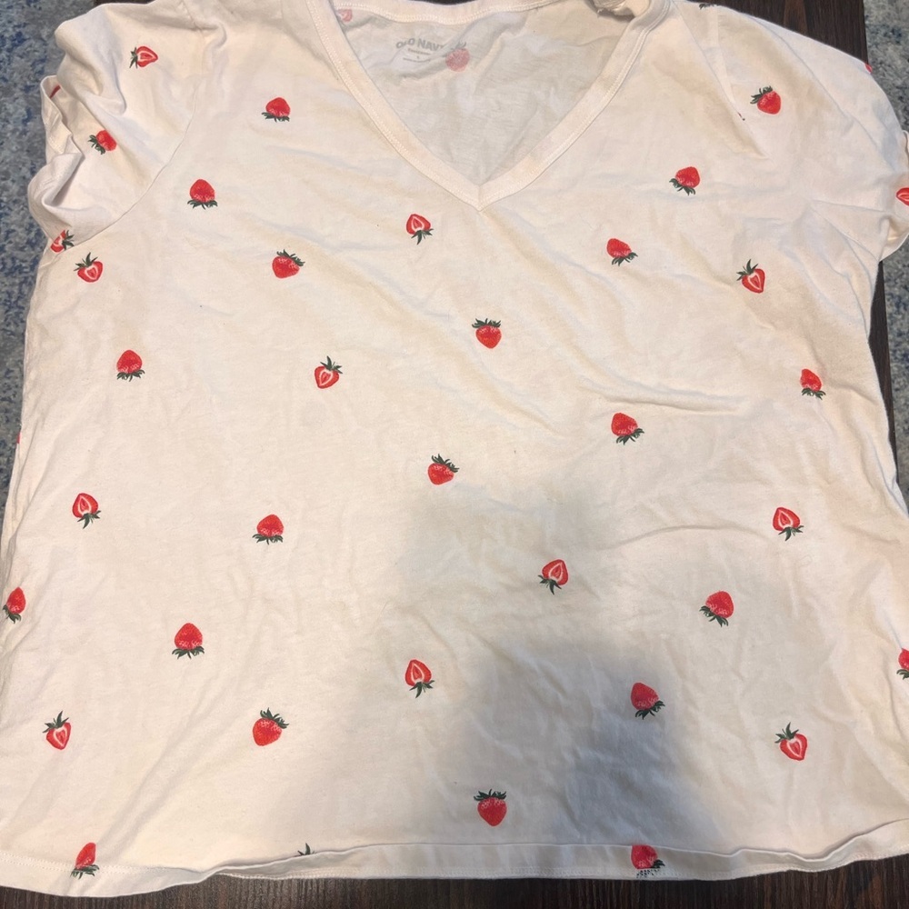 Old Navy Cream Red Wrap Short Sleeve Tee